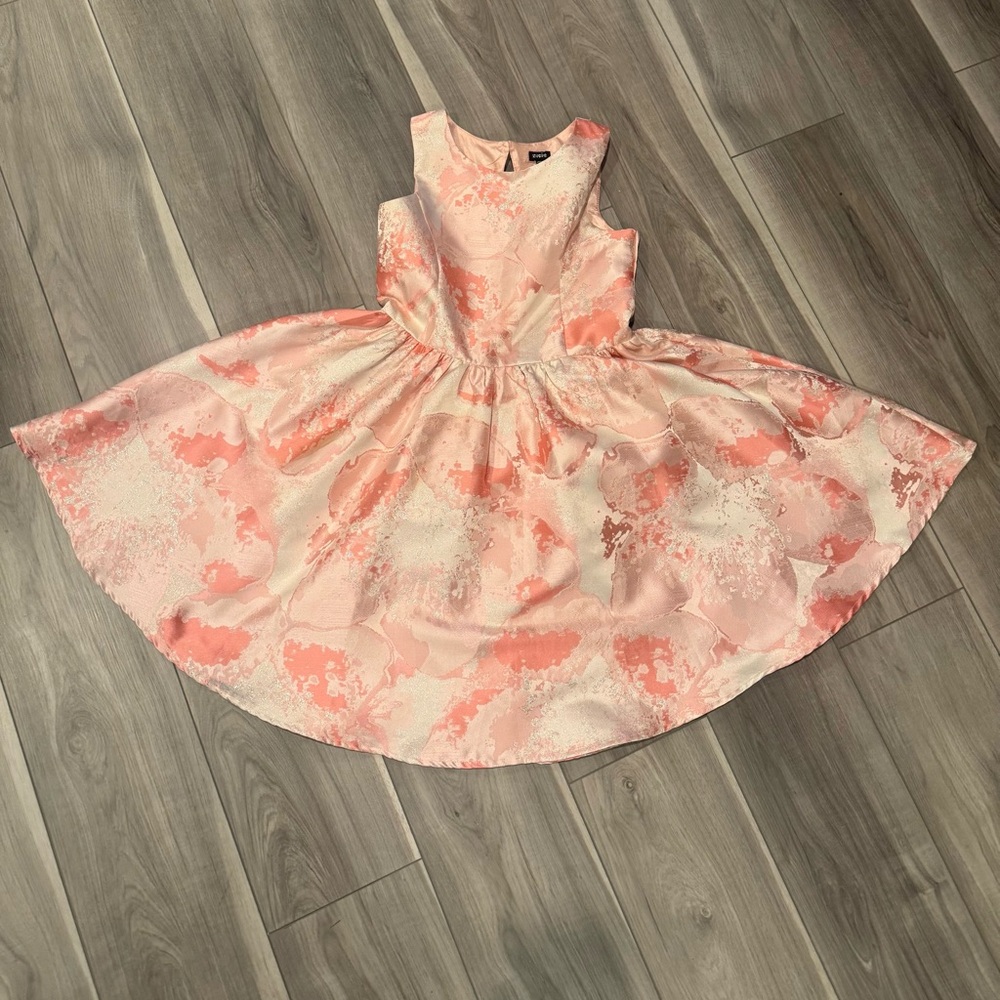 Zunie Elegant Salmon Pink Peach Cream and Silver Formal Dress